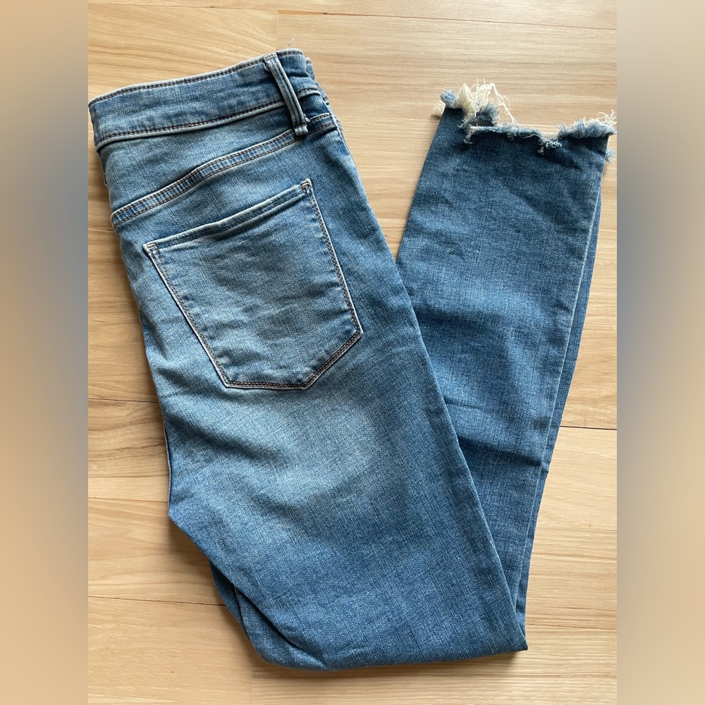 Abercrombie & Fitch High Rise Skinny Jean 8R